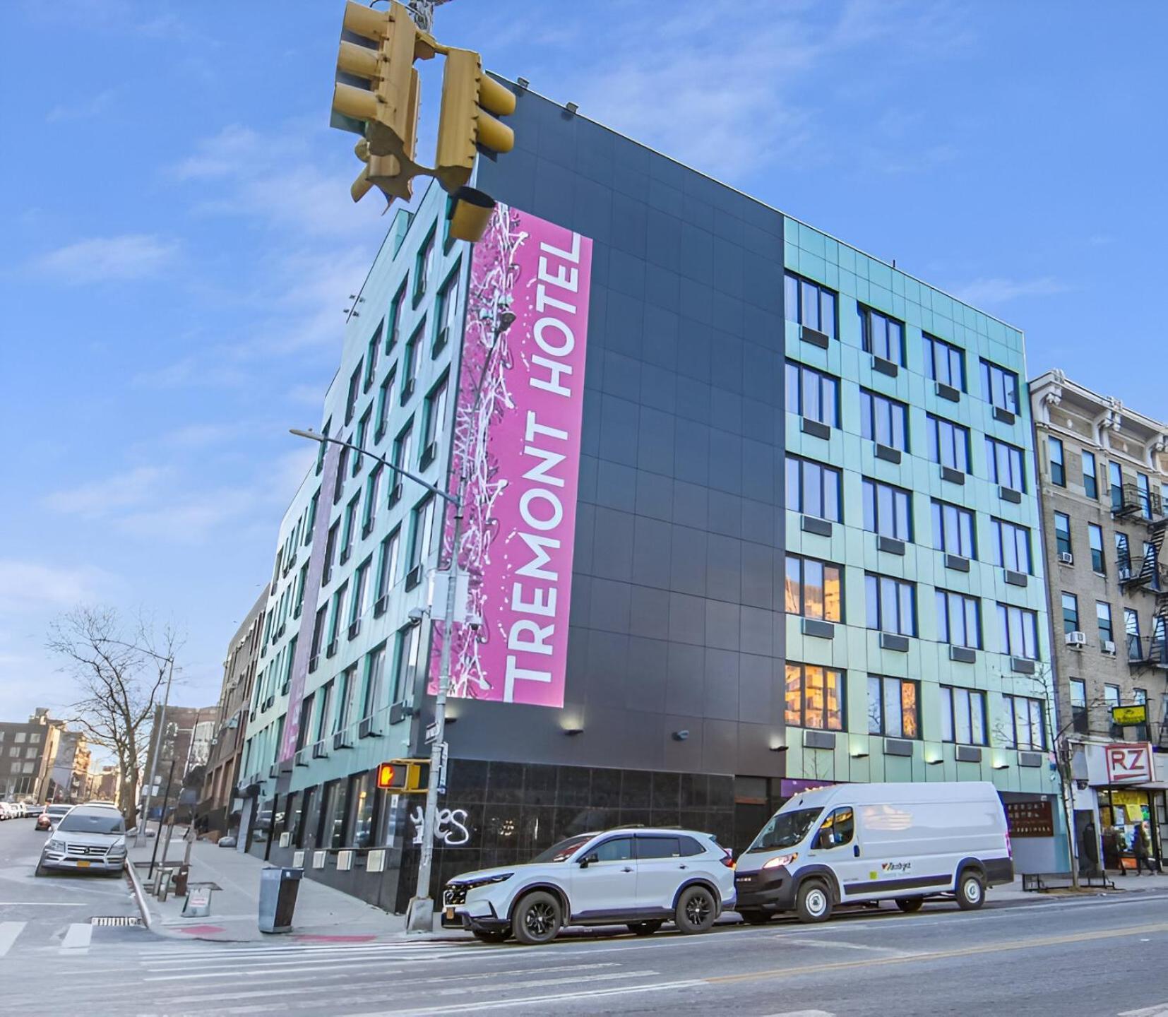 Hotel Tremont Bronx Yankee Stadium New York City Exterior photo